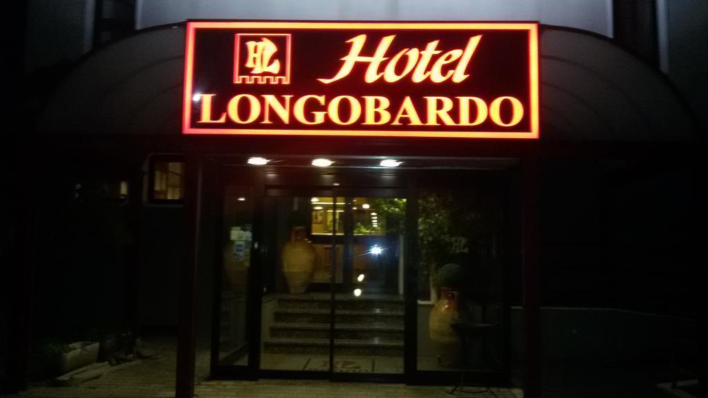 Hotel Longobardo Trezzo sull'Adda Exterior photo