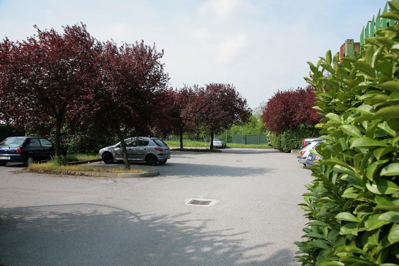 Hotel Longobardo Trezzo sull'Adda Exterior photo