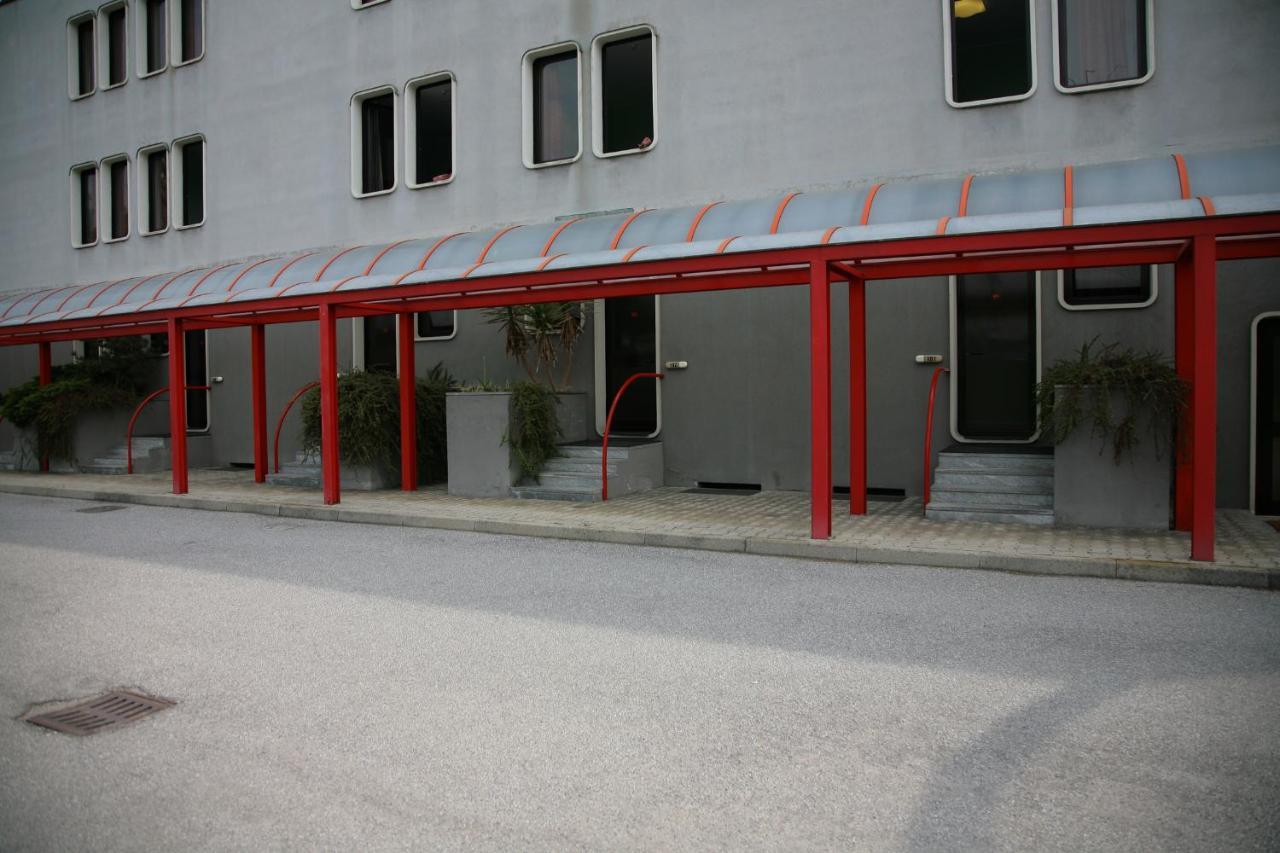 Hotel Longobardo Trezzo sull'Adda Exterior photo